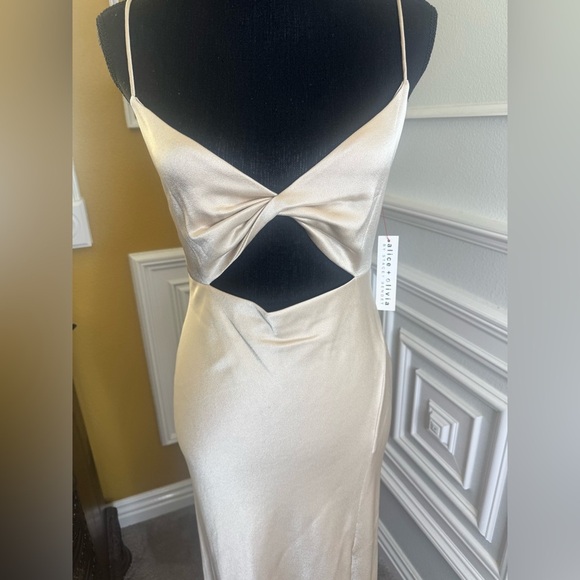 Alice + Olivia
Harmony Asymmetrical Midi Dress Elegant Cream Satin Cutout - Picture 12 of 17